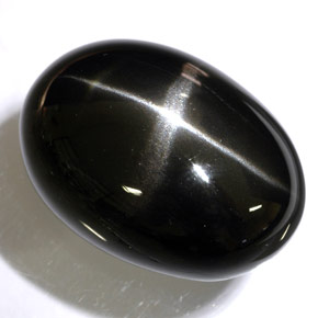 48.47캐럿 천연 검정색 스타 디옵사이드, 타원형 컷, 25.3×18.3 mm, 불투명체