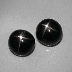 캐럿 천연 검정색 스타 디옵사이드 보석, 라운드 컷, 7.09 mm, 불투명체