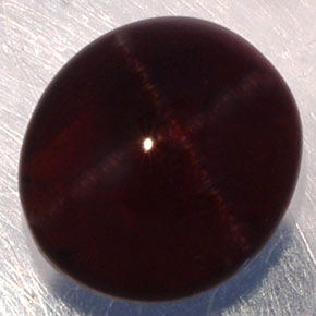 3.81캐럿 천연 붉은빛 블랙 스타 가넷, 타원형 컷, 8.9×8 mm, 투명한