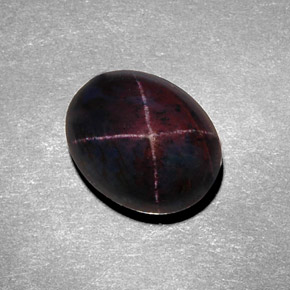 8.98캐럿 천연 붉은빛 블랙 스타 가넷, 타원형 컷, 12.3×9.7 mm, 불투명체