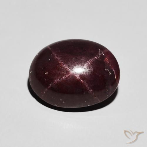 6.48ct 자연스러운 다크 레드 스타가넷, 타원형, 불투명체