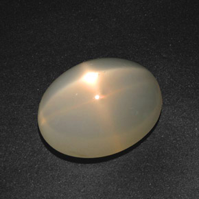 18.57캐럿 천연 크림 스타 문스톤, 타원형 컷, 19.1×14.7 mm, 투명한