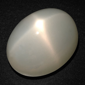27.18캐럿 천연 크림 스타 문스톤, 타원형 컷, 18.9×14.3 mm, 투명한