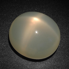 22.83캐럿 천연 크림 스타 문스톤, 타원형 컷, 17.8×16.2 mm, 투명한