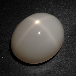 22.77캐럿 천연 크림 스타 문스톤, 타원형 컷, 17.6×14.6 mm, 투명한
