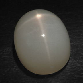15.20캐럿 천연 밀키 화이트 스타 문스톤, 타원형 컷, 14.6×12.3 mm, 투명한
