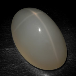 18.99캐럿 천연 밀키 화이트 스타 문스톤, 타원형 컷, 21.1×13.2 mm, 투명한