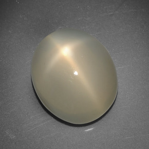 5.90캐럿 천연 크림 스타 문스톤, 타원형 컷, 12.2×10.2 mm, 투명한