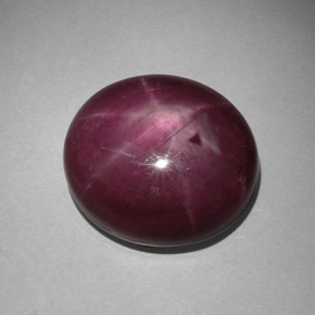 32.36캐럿 천연 보랏빛 레드 스타 루비, 타원형 컷, 18.1×16 mm, 불투명체
