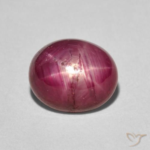 3.83ct 자연스러운 분홍빛이 도는 빨강 스타루비, 타원형, 불투명체