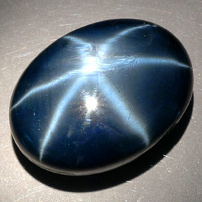 81.27캐럿 천연 블루 스타 사파이어, 타원형 컷, 26.7×19.8 mm, 불투명체
