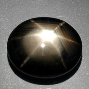 9.39캐럿 천연 검정색 스타 사파이어, 타원형 컷, 13.4×10.9 mm, 불투명체