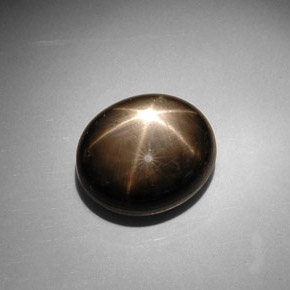 17.90캐럿 천연 검정색 스타 사파이어, 타원형 컷, 15.4×13.4 mm, 불투명체