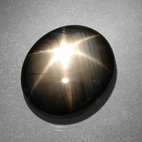 13.06캐럿 천연 검정색 스타 사파이어, 타원형 컷, 14.4×12.4 mm, 불투명체