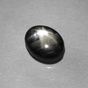 1.98캐럿 천연 검정색 스타 사파이어, 타원형 컷, 7.9×6.1 mm, 불투명체
