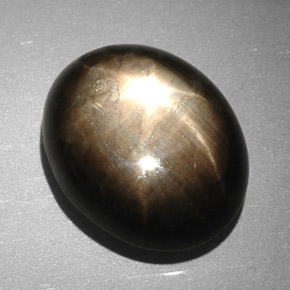 7.90캐럿 천연 검정색 스타 사파이어, 타원형 컷, 12.7×10.3 mm, 불투명체