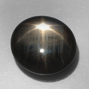 32.76캐럿 천연 검정색 스타 사파이어, 타원형 컷, 18.9×17.1 mm, 불투명체