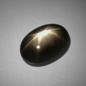 7.83캐럿 천연 검정색 스타 사파이어, 타원형 컷, 13.8×9.6 mm, 불투명체