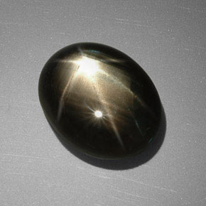 11.40캐럿 천연 검정색 스타 사파이어, 타원형 컷, 15×11.6 mm, 불투명체