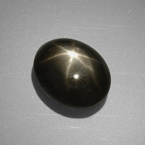 5.63캐럿 천연 검정색 스타 사파이어, 타원형 컷, 10.4×8.5 mm, 불투명체