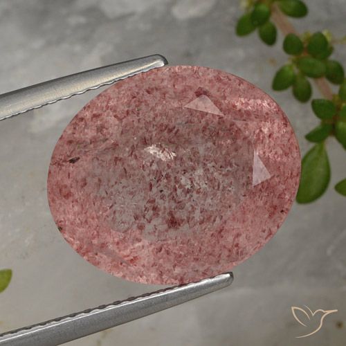 8.89ct 자연스러운 자줏빛을 띤 빨강 딸기 석영, 타원형, 투명한