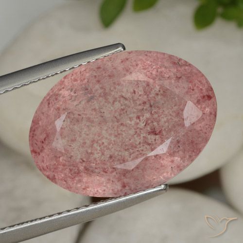 14.16ct 자연스러운 인텐스 핑크 딸기 석영, 타원형, 투명한