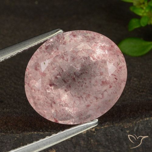 7.37ct 자연스러운 라이트 핑크 딸기 석영, 타원형, 투명한