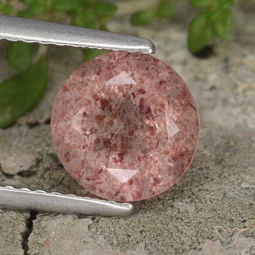 2.04ct 자연스러운 핑크 톤 딸기 석영, 둥근, 투명한