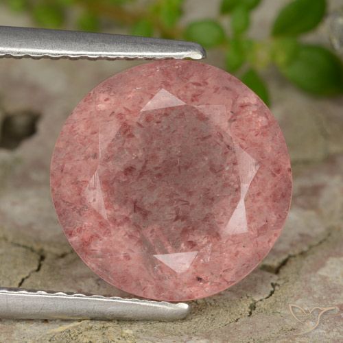 4.68ct 자연스러운 미디엄 핑크 딸기 석영, 둥근, 투명한