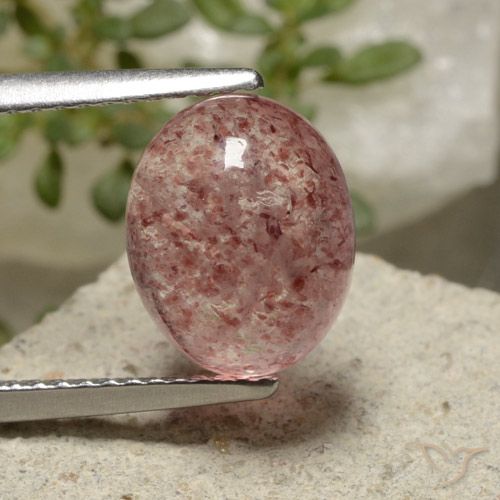 3.67ct 자연스러운 로즈 핑크 딸기 석영, 타원형, 투명한