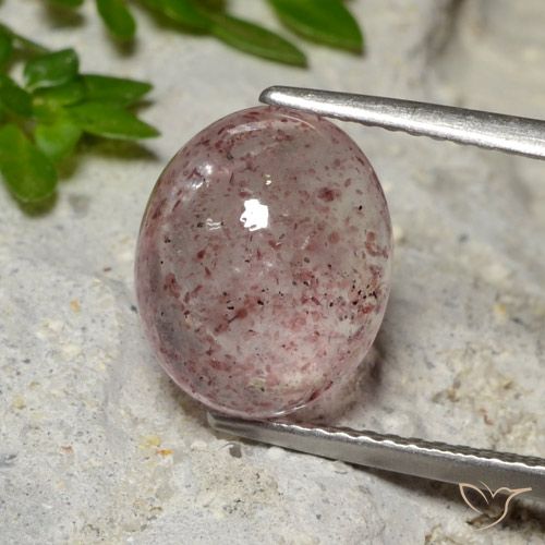 4.35ct 자연스러운 딥 버블검 핑크 딸기 석영, 타원형, 투명한