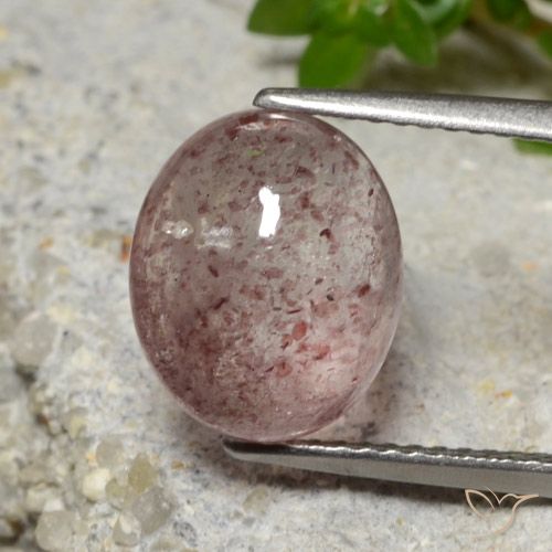 4.67ct 자연스러운 미디엄 핑크 딸기 석영, 타원형, 투명한
