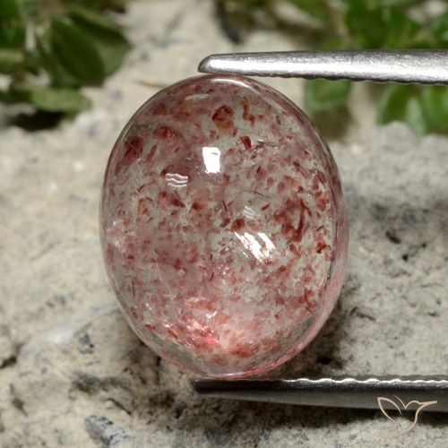 4.31ct 자연스러운 딥 로즈 핑크 딸기 석영, 타원형, 투명한