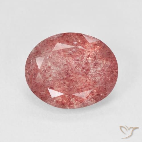 4.04ct 자연스러운 붉은빛이 도는 핑크 톤 딸기 석영, 타원형, 투명한