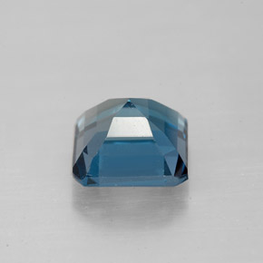 3.26캐럿 천연 런던 블루 토파즈, 에메랄드 컷, 8×8 mm, VS