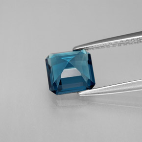 1.93캐럿 천연 런던 블루 토파즈, 에메랄드 컷, 6.9×6.8 mm, VS