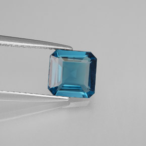 1.43캐럿 천연 런던 블루 토파즈, 에메랄드 컷, 7×6.8 mm, VVS-VS