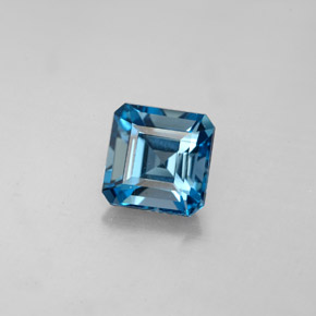 2.05캐럿 천연 런던 블루 토파즈, 에메랄드 컷, 6.9×6.9 mm, VVS-VS