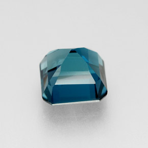 2.38캐럿 천연 런던 블루 토파즈, 에메랄드 컷, 7×6.8 mm, VVS-VS