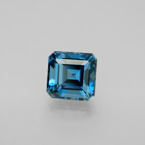 2.01캐럿 천연 런던 블루 토파즈, 에메랄드 컷, 6.7×6.5 mm, VVS-VS