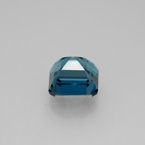 2.01캐럿 천연 런던 블루 토파즈, 에메랄드 컷, 6.7×6.5 mm, VVS-VS
