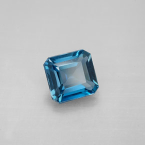 1.60캐럿 천연 런던 블루 토파즈, 에메랄드 컷, 7×6.6 mm, VVS-VS