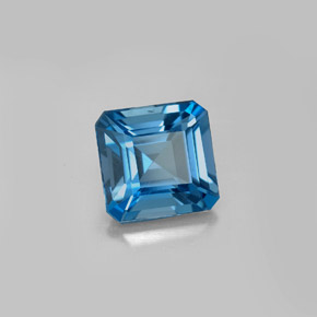 2.64캐럿 천연 런던 블루 토파즈, 에메랄드 컷, 7.9×7.7 mm, VVS-VS