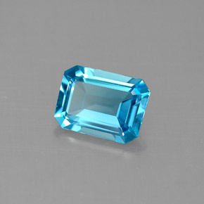 1.49캐럿 천연 스위스 블루 토파즈, 에메랄드 컷, 7.9×5.8 mm, VVS-VS