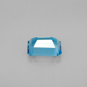 1.99캐럿 천연 스위스 블루 토파즈, 에메랄드 컷, 8.2×6.1 mm, VVS-VS