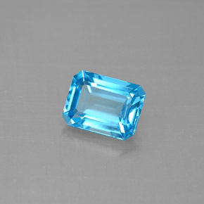 2.06캐럿 천연 스위스 블루 토파즈, 에메랄드 컷, 8.1×6.1 mm, VVS