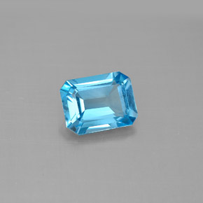 1.74캐럿 천연 스위스 블루 토파즈, 에메랄드 컷, 8×6.1 mm, VVS-VS