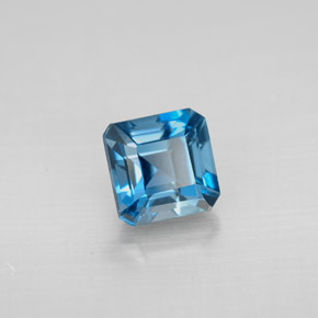 1.67캐럿 천연 런던 블루 토파즈, 에메랄드 컷, 6.1×6.1 mm, VVS-VS