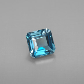1.42캐럿 천연 런던 블루 토파즈, 에메랄드 컷, 6.1×6.1 mm, VVS-VS