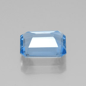 1.80캐럿 천연 스위스 블루 토파즈, 에메랄드 컷, 8.1×6.1 mm, VVS